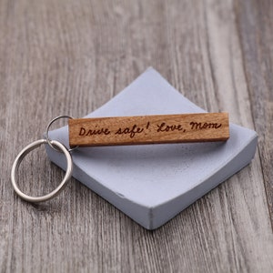 Tatsächliche Handschrift 3D Holz Bar Schlüsselbund, spezielle Person, spezielle Nachricht, wichtige Person, rechteckiger Prisma Schlüsselbund, personalisiert, kundenspezifisch