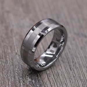 8MM - Beveled Tungsten Ring, Tungsten Band, Wedding Band, Personalized Ring, Engraved Ring, Custom Ring, Wedding Ring, Unique Men&#39;s Jewelry