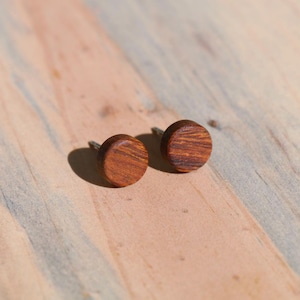 Desert Ironwood: Pendientes de madera