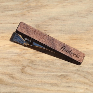 Nombre (Elección de madera): Clip de corbata de madera personalizado