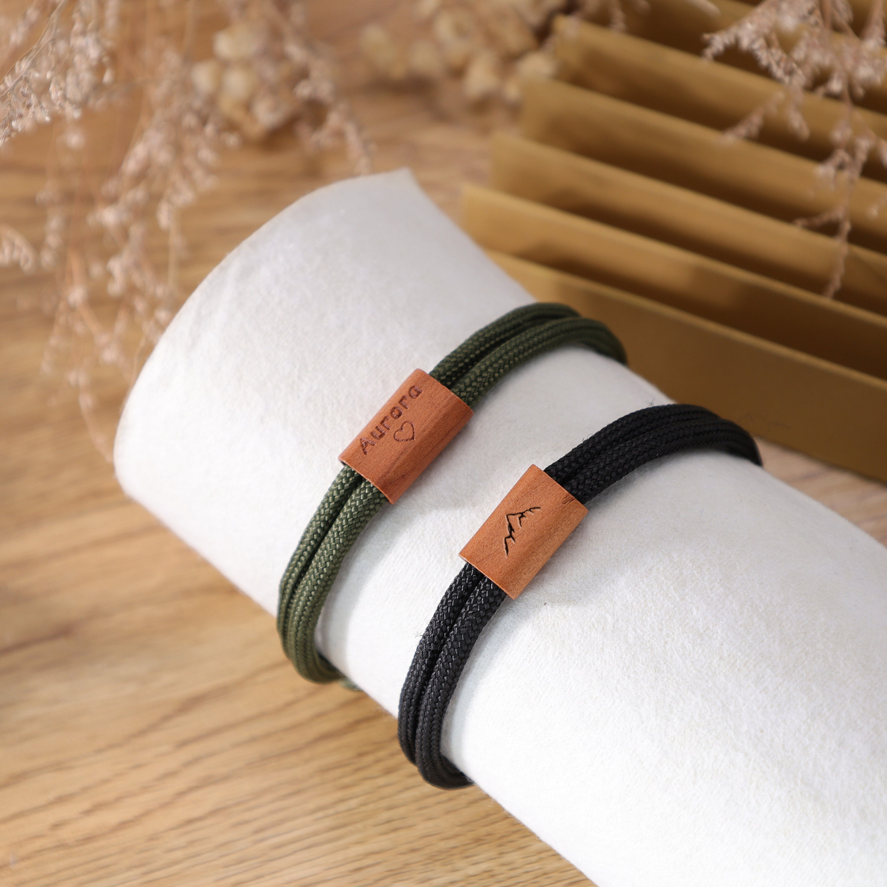 Suyi Bracciale Leopardo In Pelle Da Donna Bracciale Polsino Multistrato Con Fibbia Magnetica, 7.5 Inch, Pelle Metallica - Foto 10