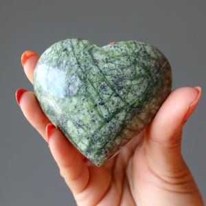Serpentine Heart Thousand Threads of Love Green Crystal