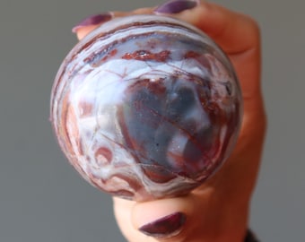 Esfera de calcedonia Espíritu salvaje Bola de cristal azul y rojo de la suerte