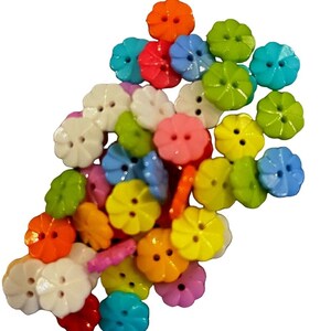 5 x Small Colorful Flower Buttons: Plastic Embellishments