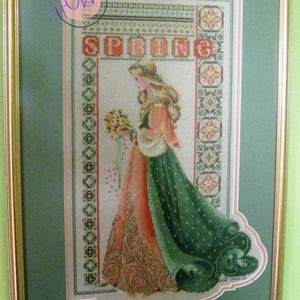 Kruissteekpatroon Keeper Markup PDF Dame Lente Perzikgroen Alternatieve kleuren Herfst Goud Seizoenen Miss Queen Vrouw Jurk Cross Stitch MC