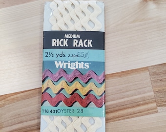 VINTAGE ~ Wright's Medium Rick Rack ~ Oyster 28