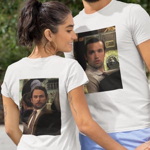 Mac and Charlie Staring T-Shirt | Funny back-to-front Always Sunny Tee | Charlie Kelly IASIP Meme Gift | Always Sunny Joke Gift