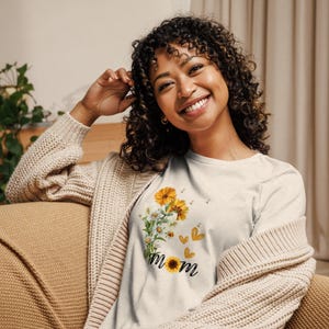 Blooming Love Mom Tee