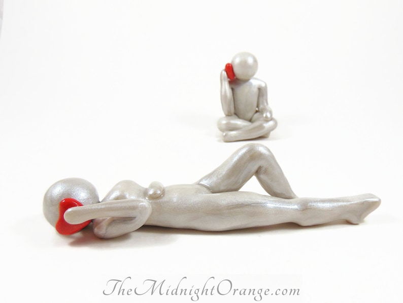 Long Distance Relationship Couple in Love Sculpture Gift for Him and Her made to order image 1