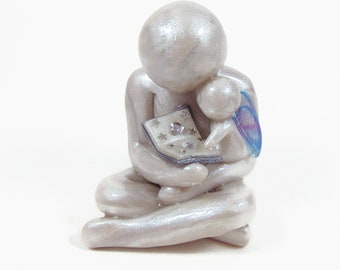 Reading With Daddy - Father and Baby Angel sculpture - add additional children - heartfelt gift for bereaved father - you choose wing color