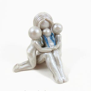 Mother and Children Memorial Sculpture: Personalized Family Keepsake