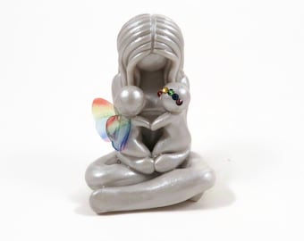 Mother with Angel & Rainbow Babies Keepsake - Memorial Sculpture