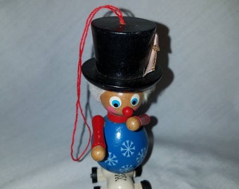 Sweet Little Wooden Enamel Painted Christmas Ornament Snowflake Man with a Tophat