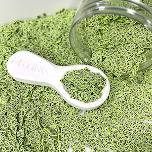 Dinheiro verde falso de 5 mm, granulado de argila de polímero com tema de cassino (NÃO COMESTÍVEL) D46-11