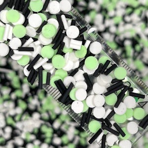 Mistura para polvilhar argila polimérica com tema de chocolate e menta falso (NÃO COMESTÍVEL) D6-08