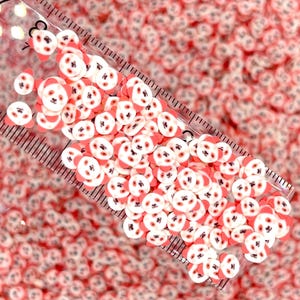 Panda rojo de 5 mm/10 mm, adorno de arcilla polimérica con forma de animal (NO COMESTIBLE) D34-23/32