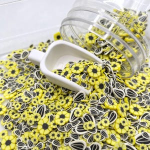 FAUX mélange d'argile polymère pour saupoudrer de tournesols et graines de tournesol (PAS COMESTIBLE) D5-03