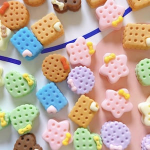 FAKE Cookies and Biscuits, Food Themed Flatback Cabochons (Random Mix)
