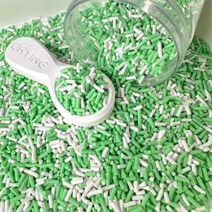 Peças de argila polimérica com efeito de grama verde e branca (NÃO COMESTÍVEL) D1-10
