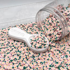 NEP 5 MM lichtroze madeliefje, bloemen polymeerklei hagelslag (NIET EETBAAR) D29-35