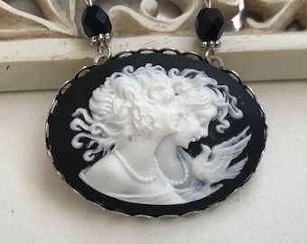 Vintage black cameo necklace, two women cameo pendant, Victorian style, gift for her, sisters gift, cameo jewelryvintage cameo