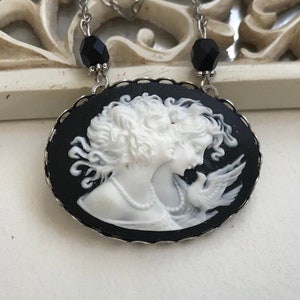 Vintage black cameo necklace, two women cameo pendant, Victorian style, gift for her, sisters gift, cameo jewelryvintage cameo