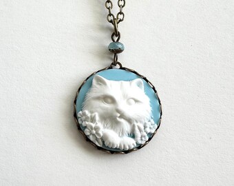 Cute kitty cat cameo necklace, blue and white cameo pendant, round brass setting, cameo jewelry, kitty necklace for her, gift for cat lover