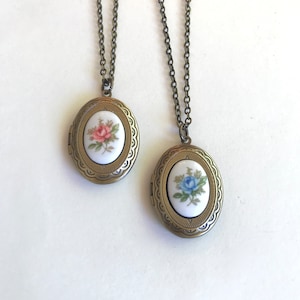 Vintage rose locket necklace, choose color, porcelain cabochon, gift for Mom, oval brass photo locket, vintage jewelry, gift for her, image 2