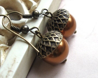 Copper acorn earrings, pearl acorn earrings, fall dangles, vintage jewelry, gift for her, woodland jewelry, nature inspired gift