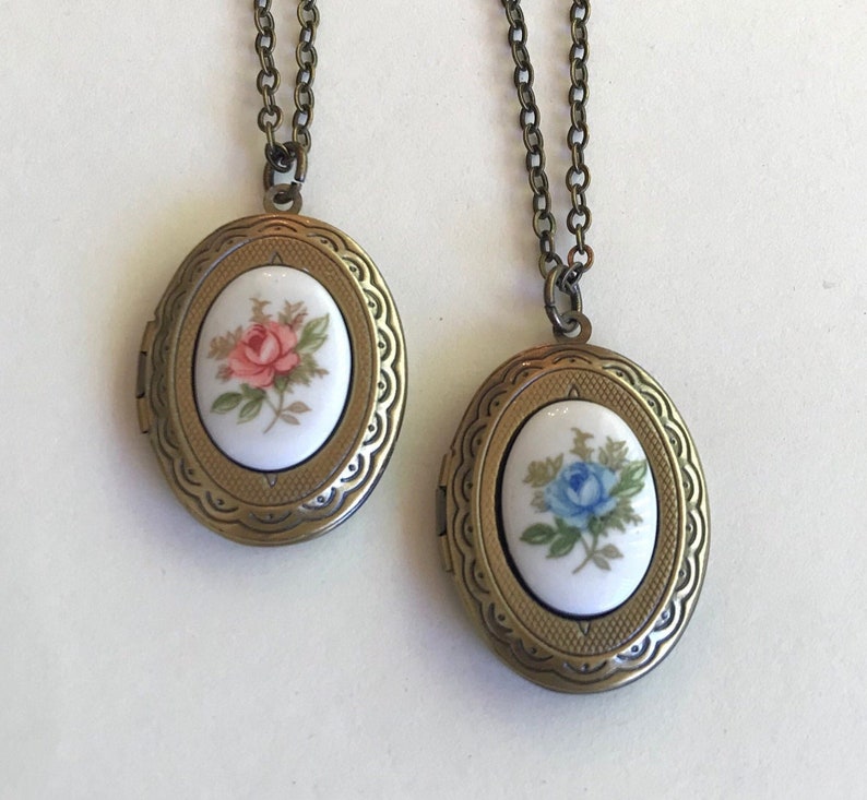 Vintage rose locket necklace, choose color, porcelain cabochon, gift for Mom, oval brass photo locket, vintage jewelry, gift for her, image 1