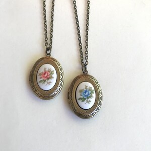 Vintage rose locket necklace, choose color, porcelain cabochon, gift for Mom, oval brass photo locket, vintage jewelry, gift for her, image 9