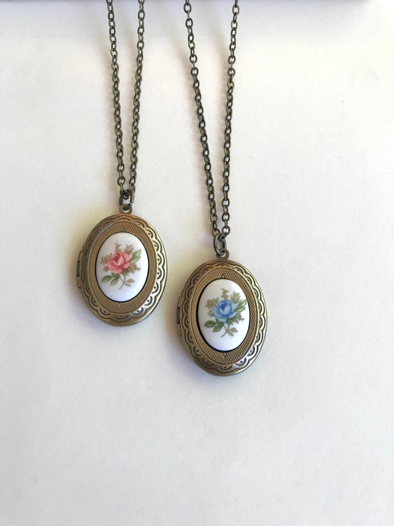 Vintage rose locket necklace, choose color, porcelain cabochon, gift for Mom, oval brass photo locket, vintage jewelry, gift for her, image 9