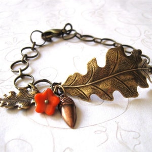 Gold Oak Leaf Bracelet, fall jewelry, nature inspired, vintage style, acorn charm, women's gift, women's bracelet, autumn jewelry image 1