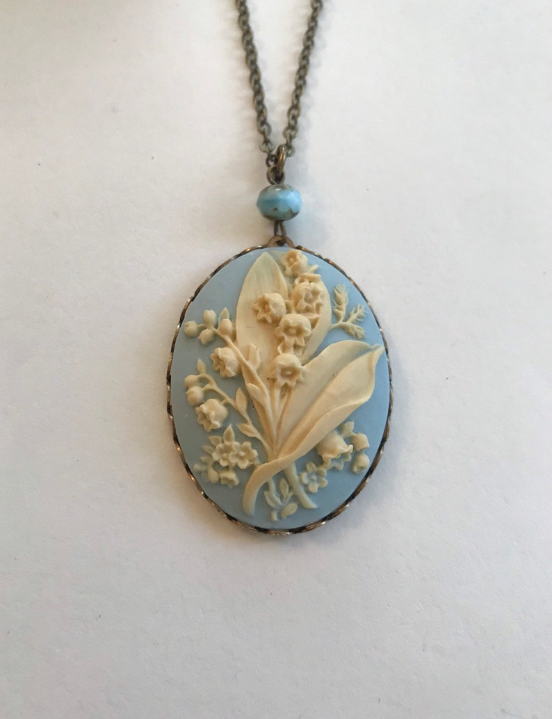 Lily of the valley cameo necklace large pendant blue cameo image 5
