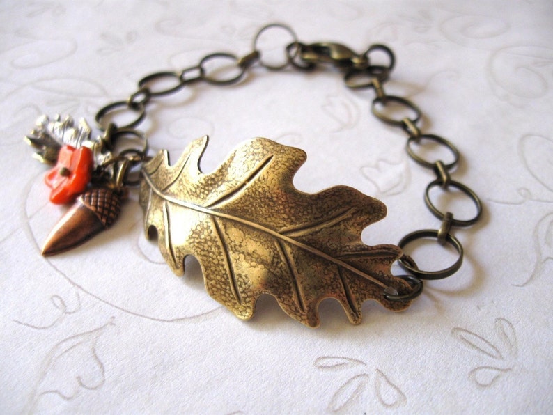 Gold Oak Leaf Bracelet, fall jewelry, nature inspired, vintage style, acorn charm, women's gift, women's bracelet, autumn jewelry image 3