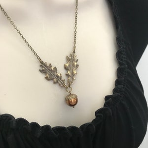 Brass Oak Leaf and acorn necklace, copper glass pearl pendant, nature inspired fall necklace, gift for her, vintage jewerly image 5