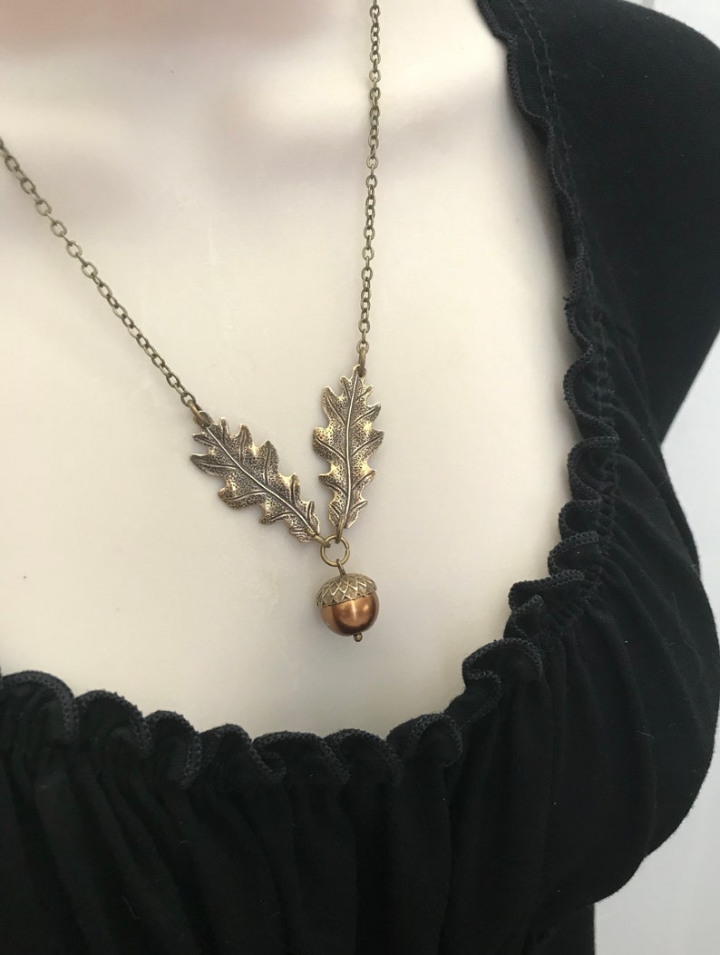 Brass Oak Leaf and acorn necklace, copper glass pearl pendant, nature inspired fall necklace, gift for her, vintage jewerly image 5