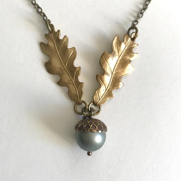 Brass oak leaf and acorn necklace, green glass pearl pendant, Botanical Bird Original Design, Women's vintage jewelry, gift for her