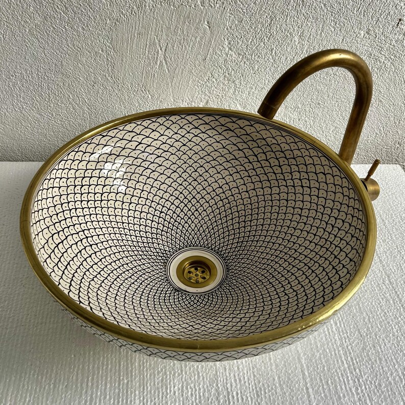 Rimmed Rustic Sink, Vintage Sink for Bathroom, Custom Ceramic Basin ...