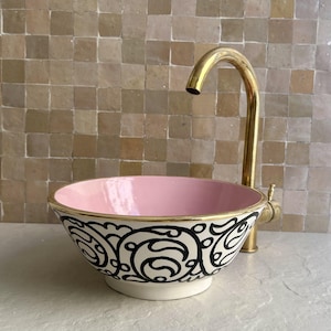 Rosa und schwarz gemustertes Keramikwaschbecken mit 14K Goldrand, handgefertigtes modernes Gefäßbecken, runde Waschbeckenschale, Waschtisch Lavabo mit Ablauf