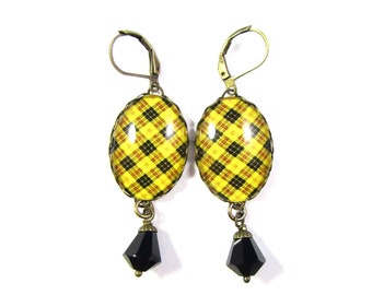 Scottish Tartan Jewelry Tartan Earrings MacLeod of Lewis Clan Tartan Earrings w/Onyx Black Czech Glass Crystal Bell Beads