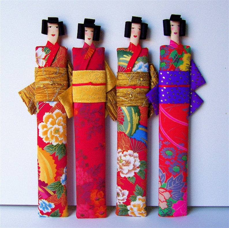 Pattern Kimono Lady image 3