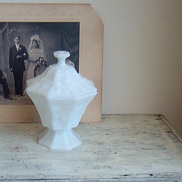 YARD SALE vintage milk glass covered compote