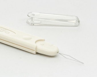 Needle threader, Clover Double Needle Threader, Double Sided Thread Guide for yarn, floss and thread