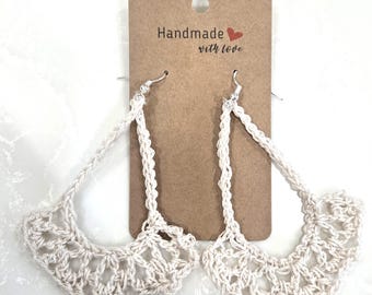 Teardrop Crochet Earrings (Natural)