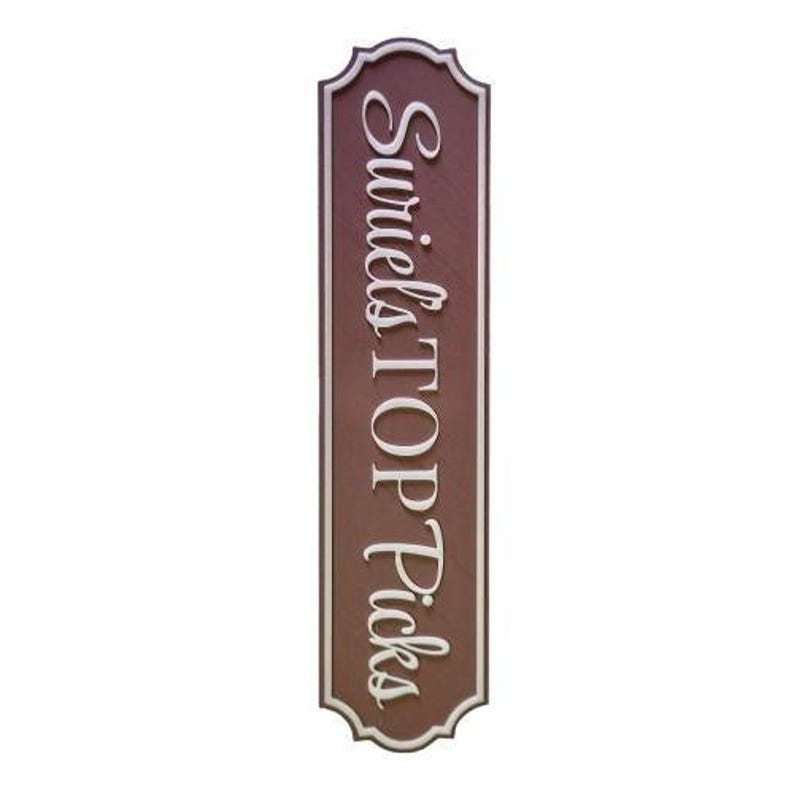 Letreros personalizados para estanterías: decoración única y artesanal para rincones de lectura. imagen 4