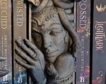 Medusa Book Nook - Mythical Decor for Your Bookshelf and bookend