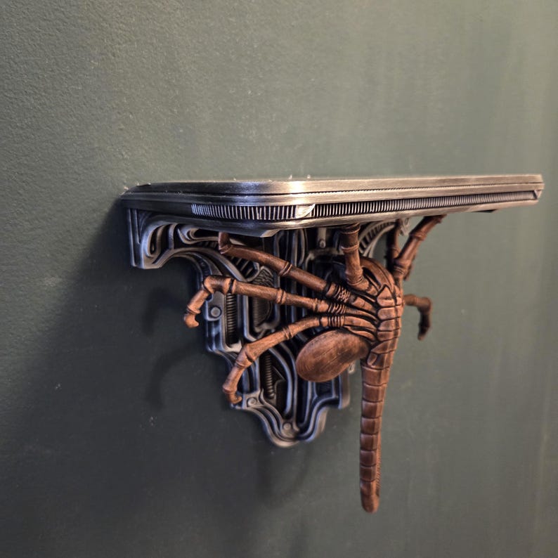 Facehugger xenomorph wall shelf decor gothic wallshelf face hugger – xeno inspired biomechanical image 3