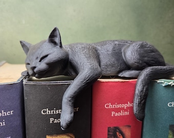 Sleeping Cat Shelf Sitter, Cat Bookshelf Decor, Black Cat Shelf Decor, Bookish Cat Decor, Cat Lover Gift, Cozy Reading Nook Decor