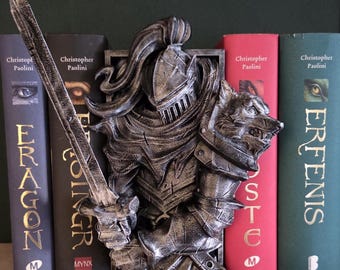 Knight Book Nook | Medieval Knight Bookshelf Insert | Fantasy Book Decor for Readers | Unique Gift